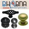 door-cabinet-knobs-thumb